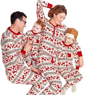 15-Cool-Family-Christmas-Outfits-2017-Holiday-Costumes-11