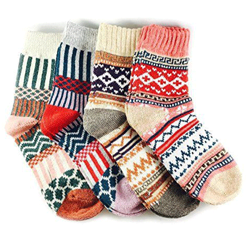 12-Cute-Collection-of-Winter-Socks-For-Girls-Women-2018-1