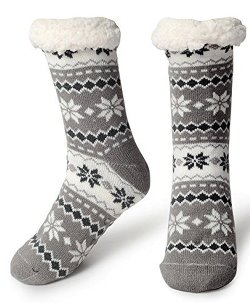 12-Cute-Collection-of-Winter-Socks-For-Girls-Women-2018-4
