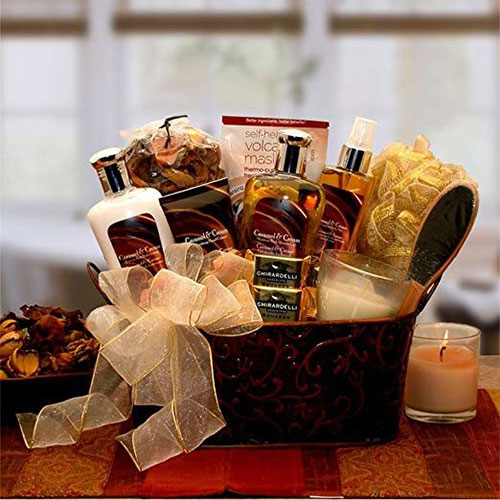 15-Mother’s-Day-Gift-Baskets-Hampers-2019-9
