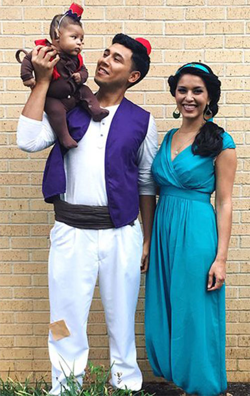 Disney-Halloween-Couples-Costumes-ideas-2021-Couples-Outfits-13