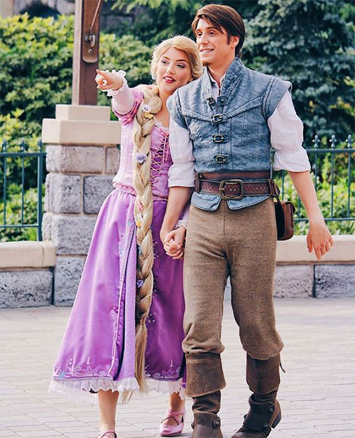 Disney-Halloween-Couples-Costumes-ideas-2021-Couples-Outfits-18