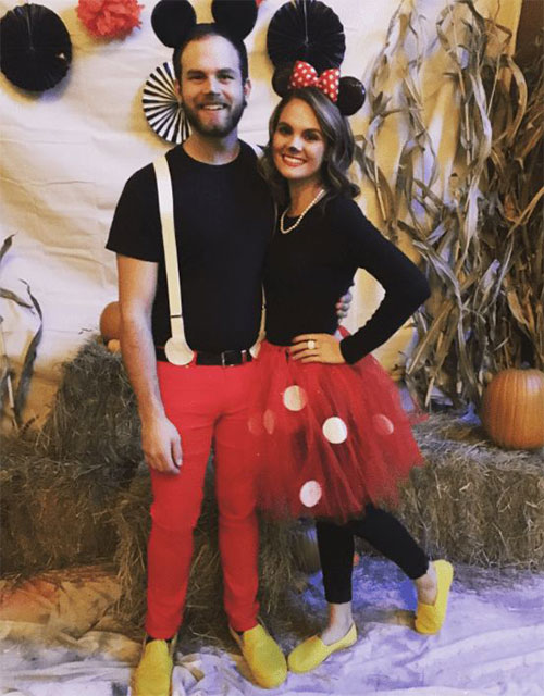 Disney-Halloween-Couples-Costumes-ideas-2021-Couples-Outfits-8