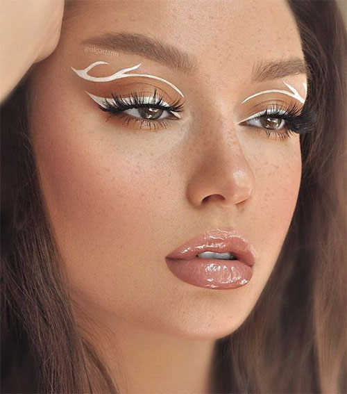 Graphic-Eyeliner-Makeup-Looks-Trends-You-Will-Love-13