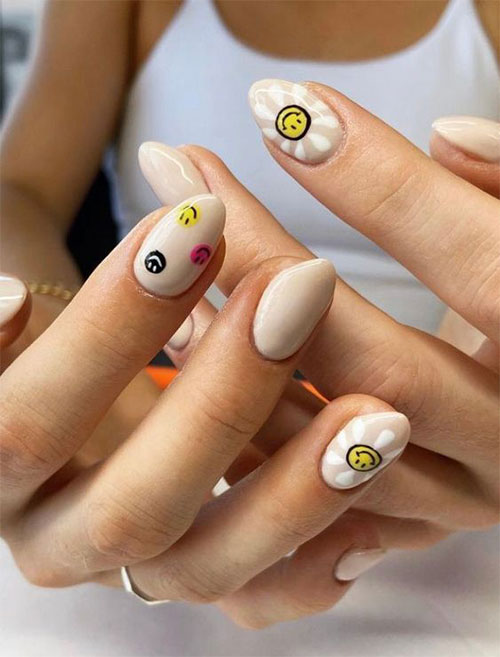 Smiley-Face-Nail-Art-Designs-That-ll-Boost-Your-Mood-13