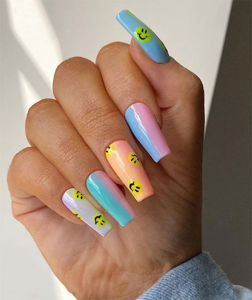 Smiley-Face-Nail-Art-Designs-That-ll-Boost-Your-Mood-2