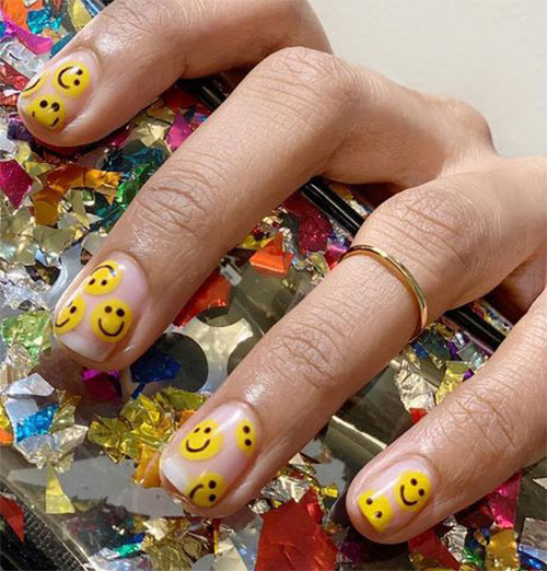 Smiley-Face-Nail-Art-Designs-That-ll-Boost-Your-Mood-4