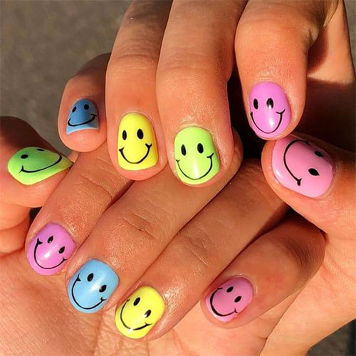 Smiley-Face-Nail-Art-Designs-That-ll-Boost-Your-Mood-8