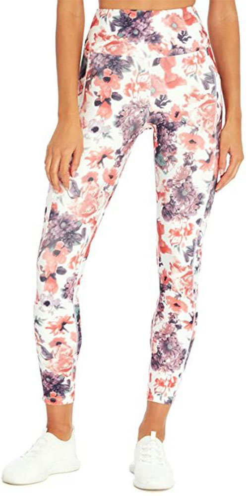 12-Stylish-Floral-Pants-For-Spring-2022-2