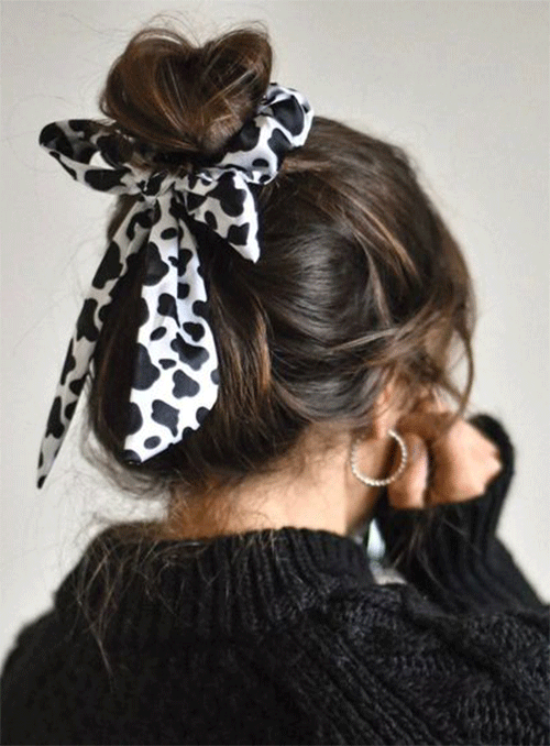 18-Scrunchie-Hairstyles-That-Will-Be-In-Style-In-2022-3