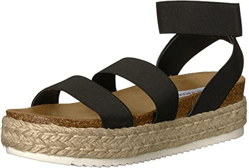 The-Trendiest-And-Most-Fashionable-Sandals-For-Summer-2022-4
