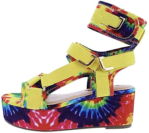 The-Trendiest-And-Most-Fashionable-Sandals-For-Summer-2022-6