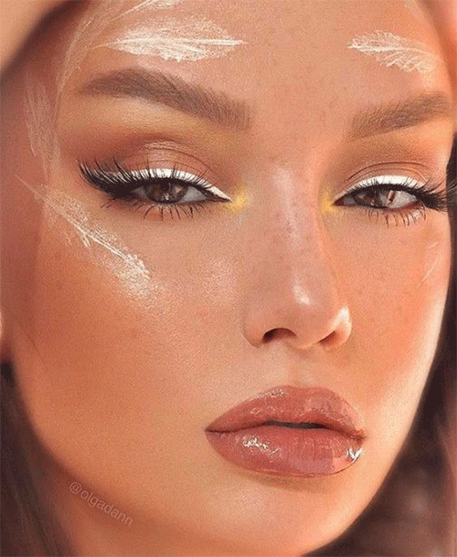 White-Eyeliner-Looks-That-Will-Be-The-Hottest-Trend-In-2022-11