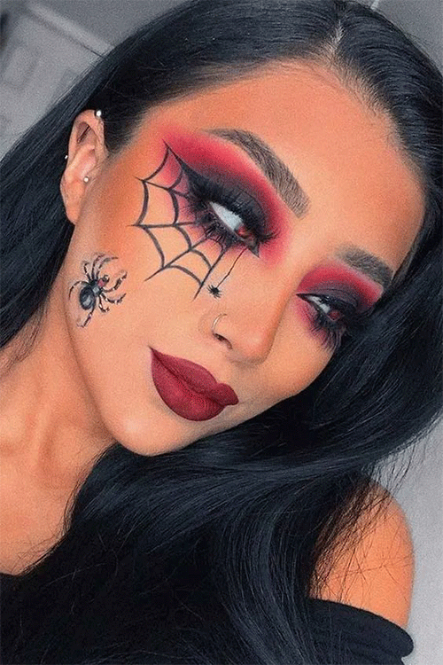 Halloween-Makeup-Spider-Makeup-Trend-For-2022-1