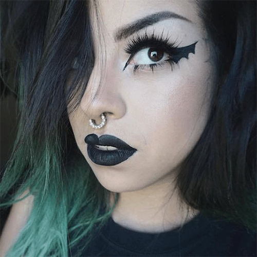 These-Bat-Halloween-Makeup-Looks-For-2022-Will-Be-Scary-And-Fun-3
