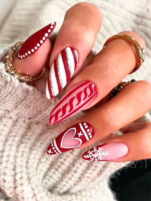 Christmas-Nail-Art-2022-The-Best-Most-Beautiful-Styles-Of-The-Winter-2