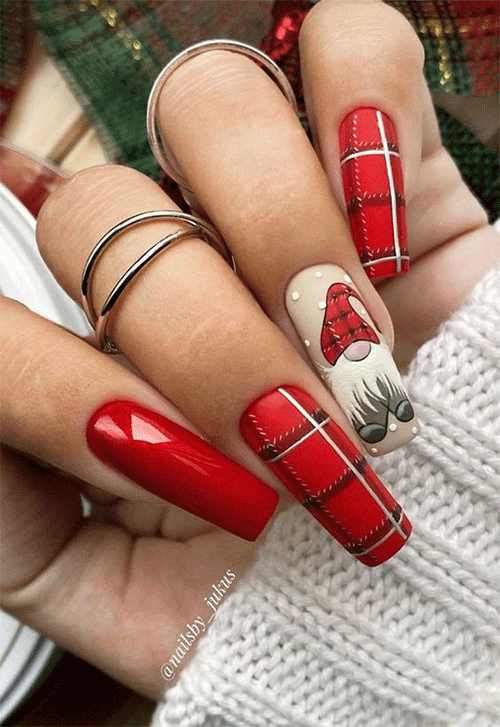 Christmas-Nail-Art-2022-The-Best-Most-Beautiful-Styles-Of-The-Winter-9