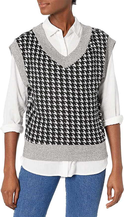 Cute-Women-Sweater-Vest-Fashion-Trends-You-Should-Know-7