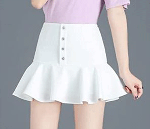 Get-Ready-For-Summer-2023-With-These-Must-Have-Mini-Skirts-9