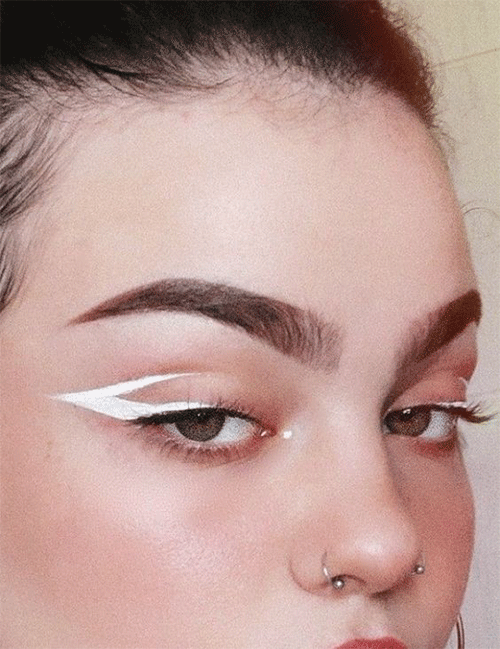 White-Eyeliner-Makeup-Trends-That-You-re-Going-To-Want-To-Copy-ASAP-11