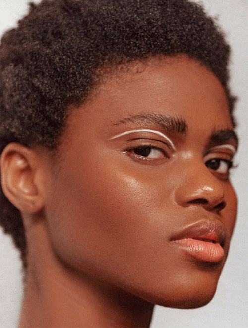 White-Eyeliner-Makeup-Trends-That-You-re-Going-To-Want-To-Copy-ASAP-12