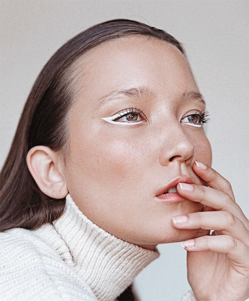 White-Eyeliner-Makeup-Trends-That-You-re-Going-To-Want-To-Copy-ASAP-6