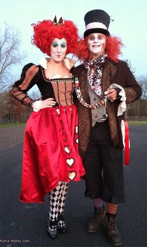 Scary-Halloween-Costumes-For-Couples-2023-4
