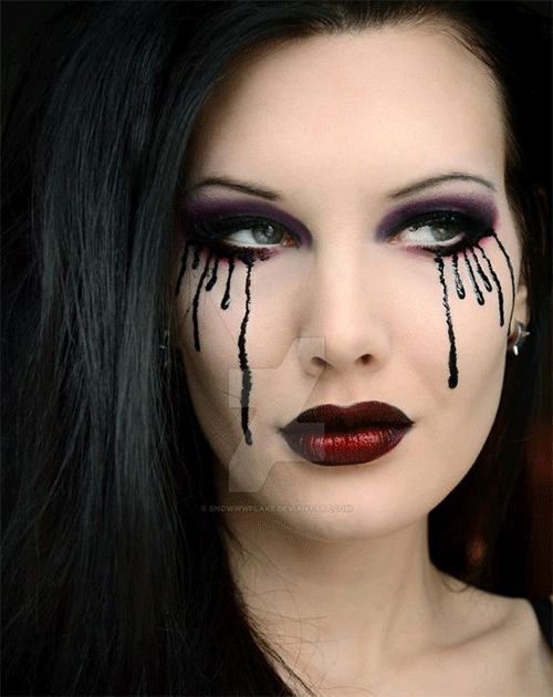 Create-Terrifying-Bleeding-Eyes-Makeup-This-Halloween-2023-2