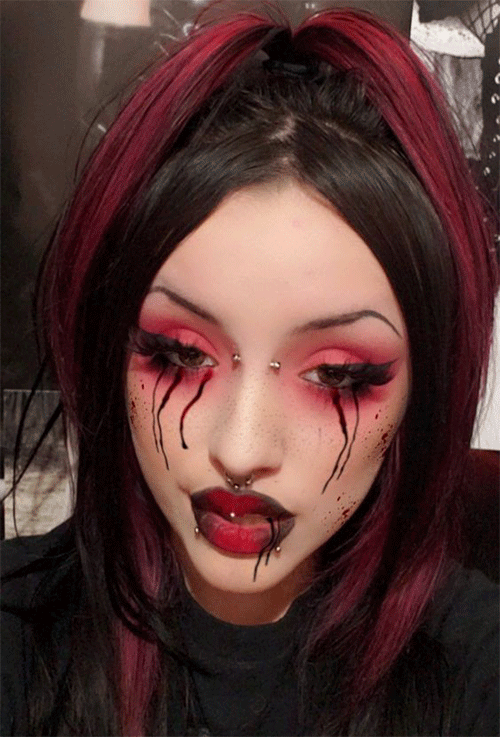 Create-Terrifying-Bleeding-Eyes-Makeup-This-Halloween-2023-3