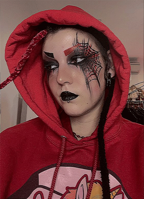 Best-Scary-Spider-Web-Makeup-Looks-To-Try-This-Halloween-15