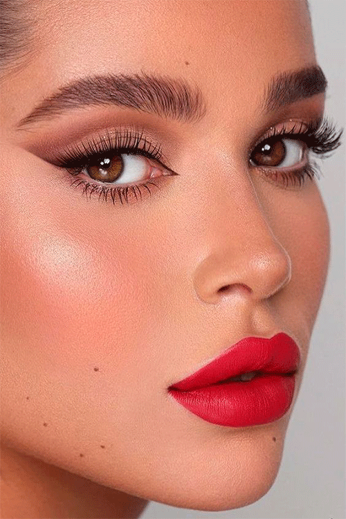 Romantic-Makeup-Trends-For-Valentine's-Day-2024-2